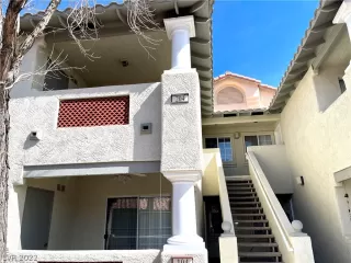 Photo #1: 2374780 Listing 