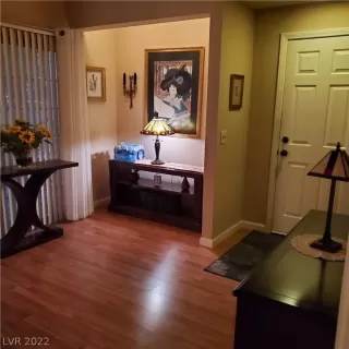 Photo #3: 2374787 Listing 