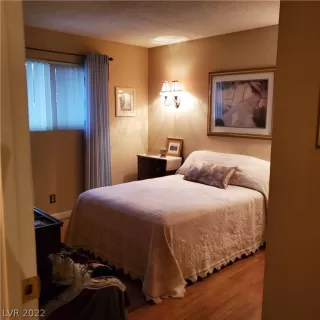 Photo #4: 2374787 Listing 