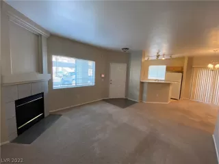 Photo #6: 2374806 Listing