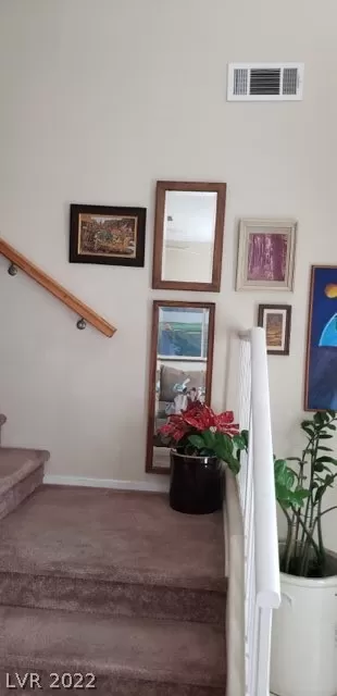 Photo #5: 2374874 Listing 