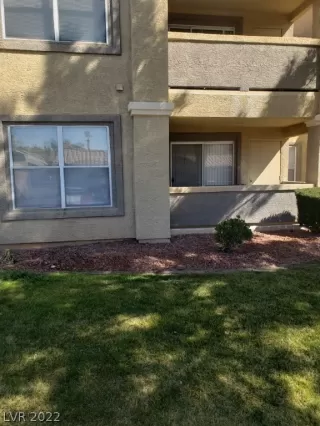 Photo #4: 2374912 Listing