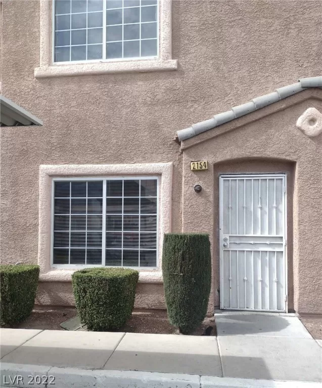 MLS: 2374915 Condo For Sale