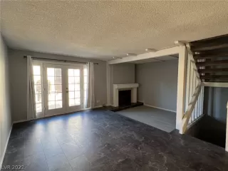 Photo #2: 2374918 Listing 