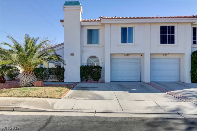 MLS: 2374964 Condo For Sale