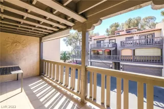 Photo #2: 2374977 Listing 