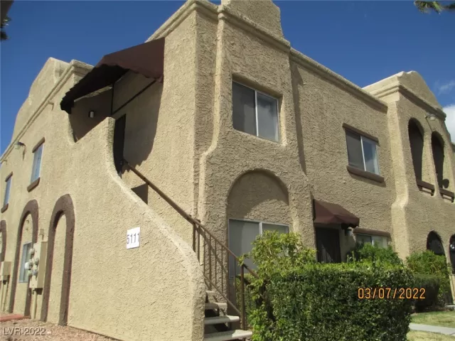 MLS: 2375020 Condo For Sale