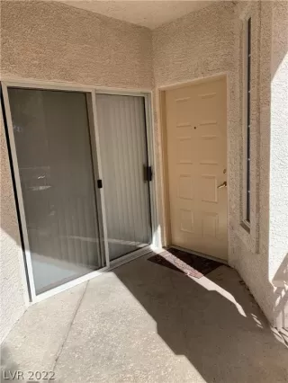 Photo #1: 2375040 Listing