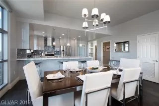 Photo #3: 2375045 Listing 