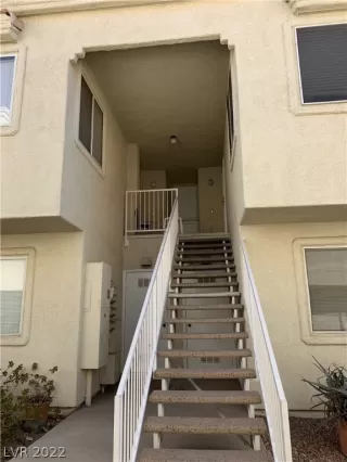 Photo #3: 2375046 Listing 