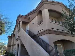 Photo #4: 2375058 Listing 