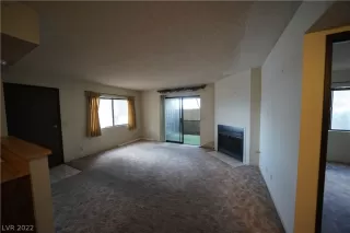 Photo #5: 2375076 Listing 