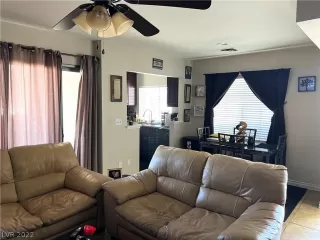 Photo #3: 2375079 Listing 