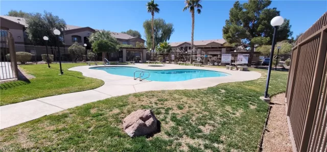 MLS: 2375104 Condo For Sale