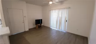 Photo #3: 2375104 Listing