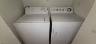 Photo #5: 2375104 Listing