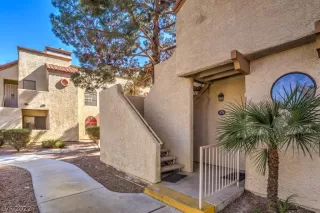 Photo #5: 2375121 Listing 