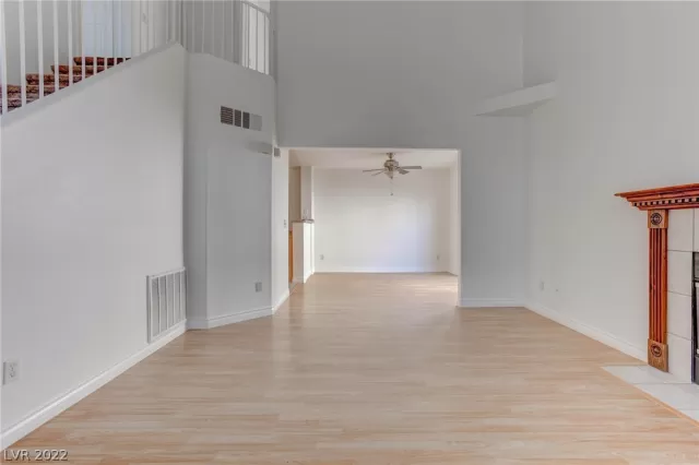 MLS: 2375127 Condo For Sale