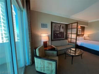 Photo #1: 2375133 Listing