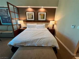 Photo #2: 2375133 Listing