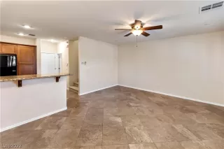 Photo #3: 2375200 Listing 