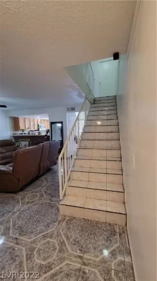 Photo #1: 2375225 Listing 