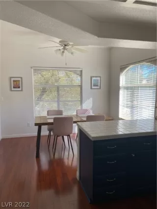 Photo #2: 2375230 Listing