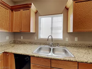 Photo #3: 2375245 Listing 