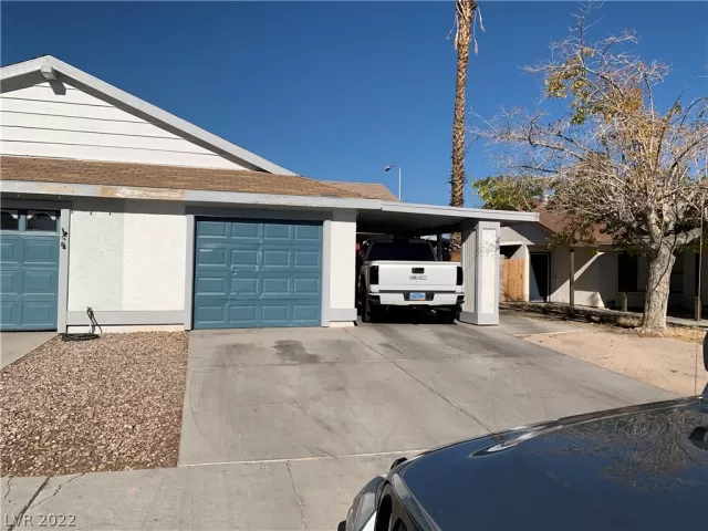 MLS: 2375247 Condo For Sale