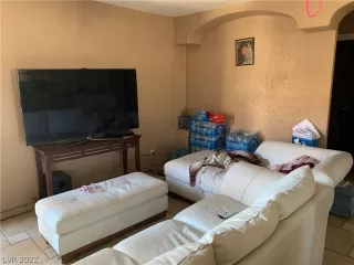 Photo #1: 2375247 Listing