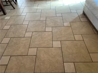 Photo #2: 2375247 Listing