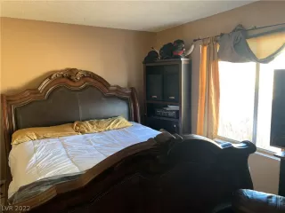 Photo #4: 2375247 Listing