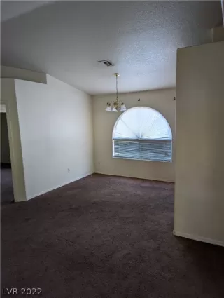 Photo #5: 2375257 Listing