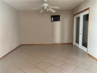 Photo #5: 2375272 Listing