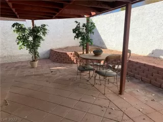 Photo #6: 2375272 Listing