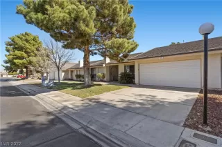 Photo #2: 2375280 Listing 