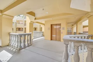 Photo #3: 2375316 Listing 