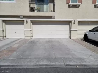 Photo #1: 2375322 Listing 