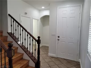 Photo #5: 2375322 Listing 