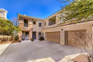 Photo #2: 2375347 Listing