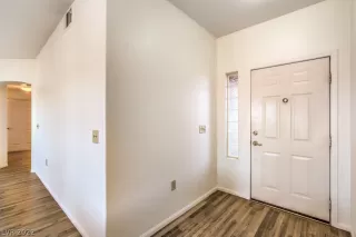 Photo #4: 2375347 Listing