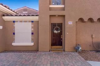 Photo #2: 2375348 Listing