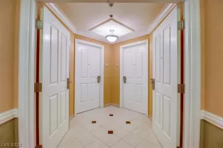 Photo #3: 2375356 Listing 