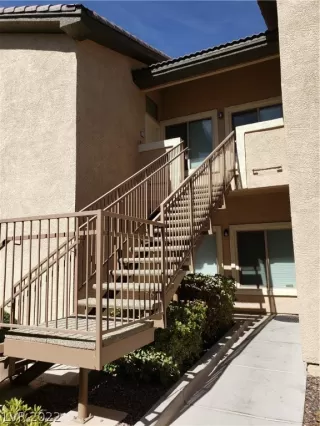 Photo #1: 2375388 Listing