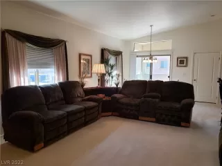 Photo #2: 2375388 Listing