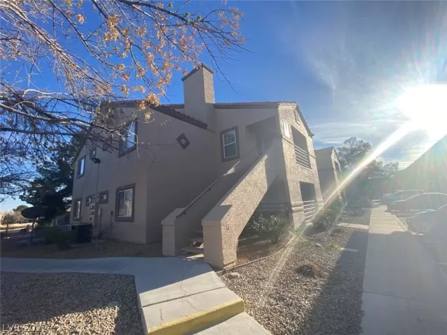 MLS: 2375389 Condo For Sale