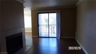 Photo #5: 2375403 Listing 