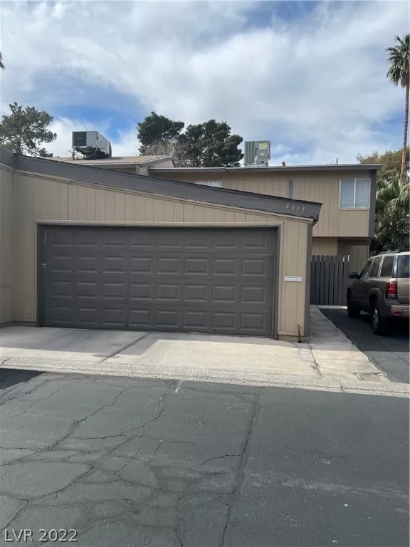 MLS: 2375423 Condo For Sale