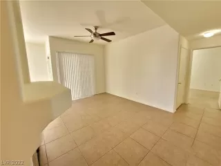 Photo #4: 2375442 Listing 