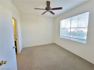 Photo #5: 2375442 Listing 